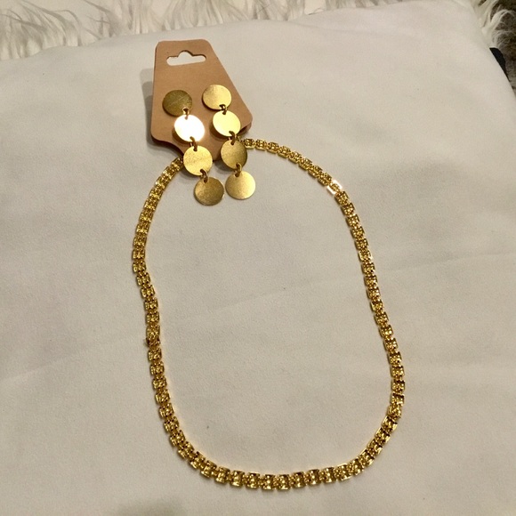 TODAY, 12:30pm est
$3 Single Pieces/$5 Matching Sets
Unlisted Jewelry - Picture 7 of 10